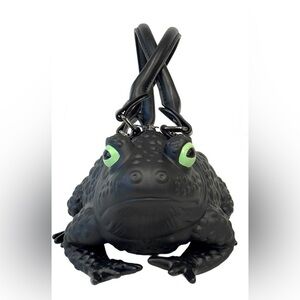 Official Windy Willow Matte Black Glow Green Eyes Unique Toad-Shaped Handbag